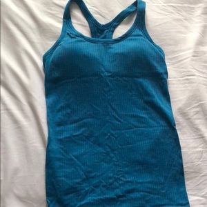 Lululemon Ebe tank with built in removable cups